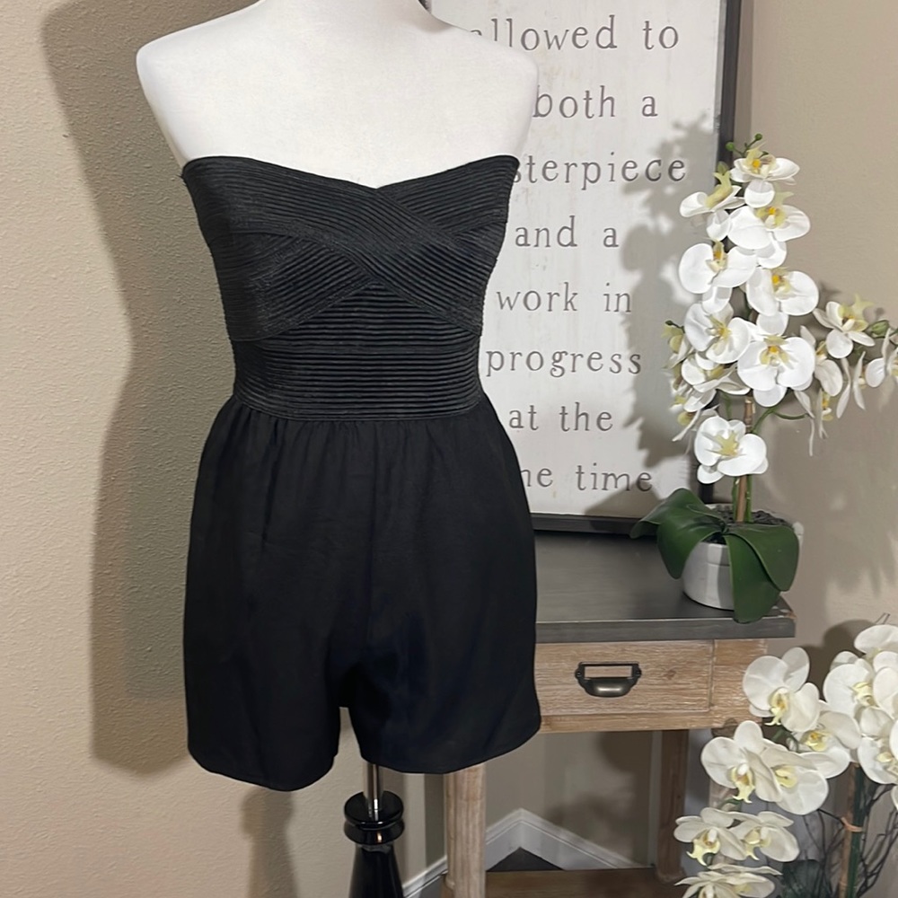 WOW Couture romper Sz:M